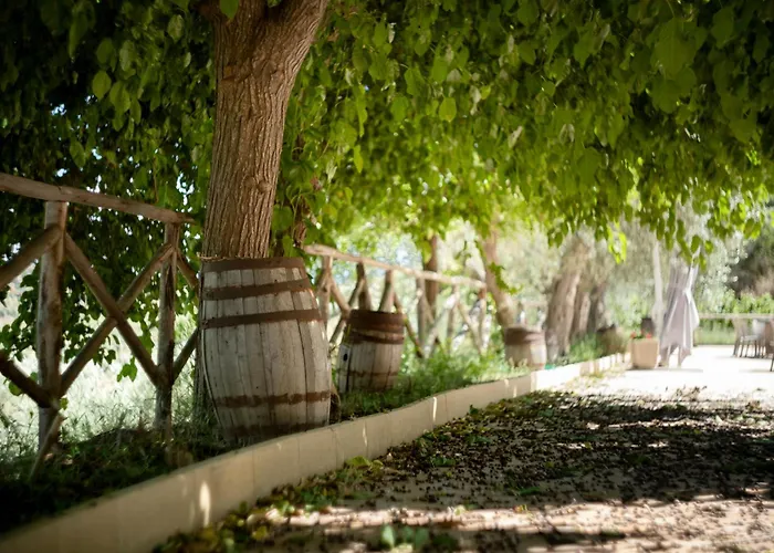 Tenuta Valle Delle Ferle בית חווה